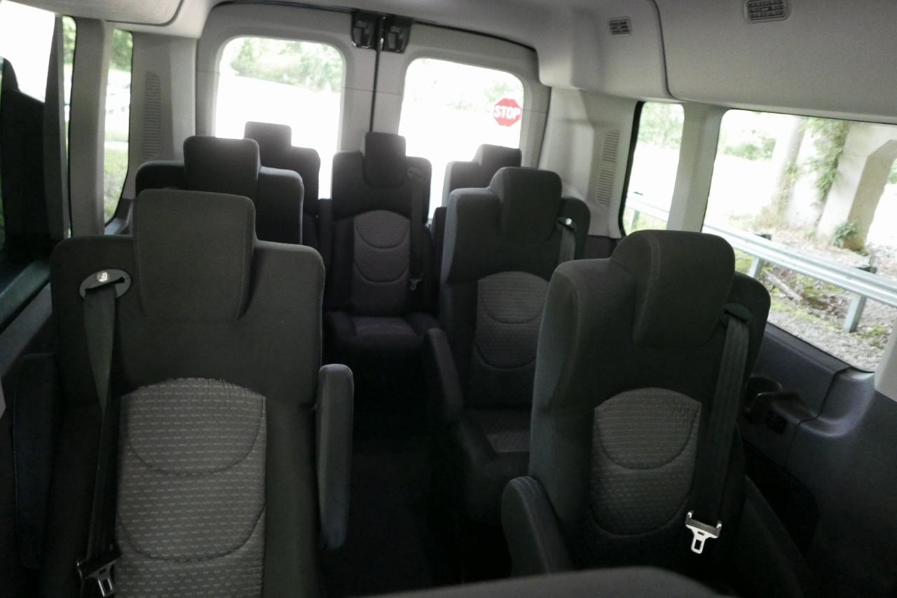 Ford Transit Passenger Wagon T-350 148" Med Roof XL RWD 2023