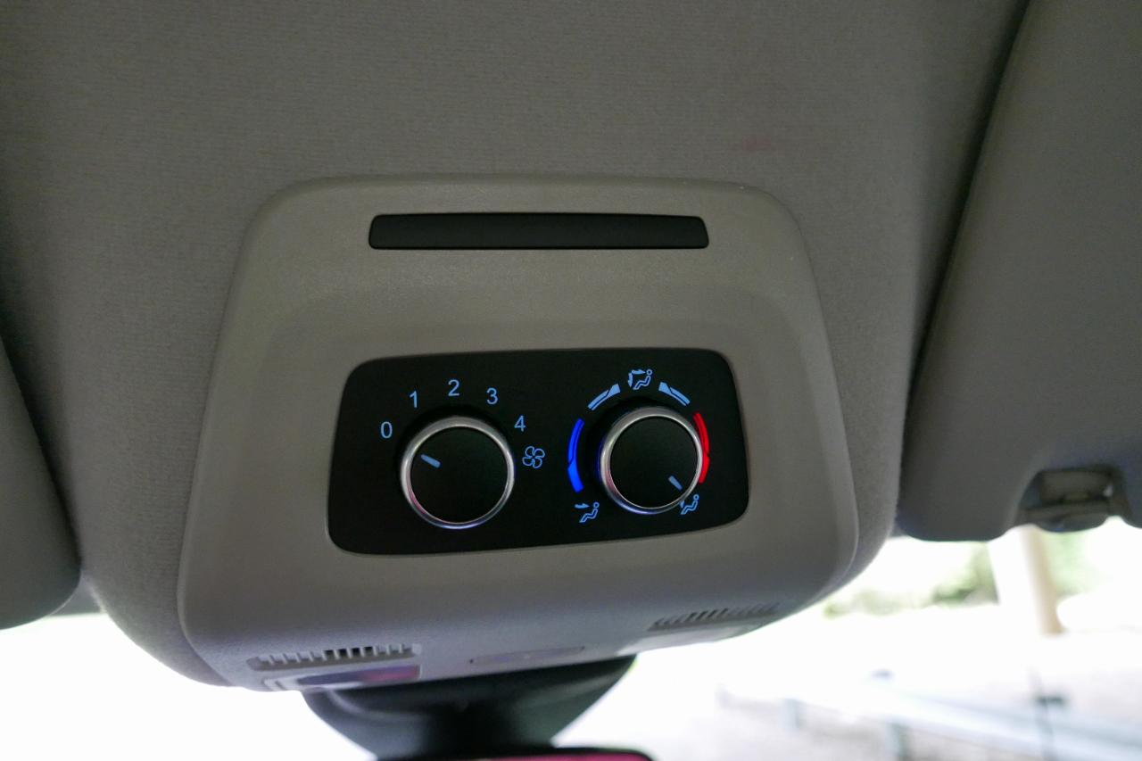 Ford Transit Passenger Wagon T-350 148" Med Roof XL RWD 2023