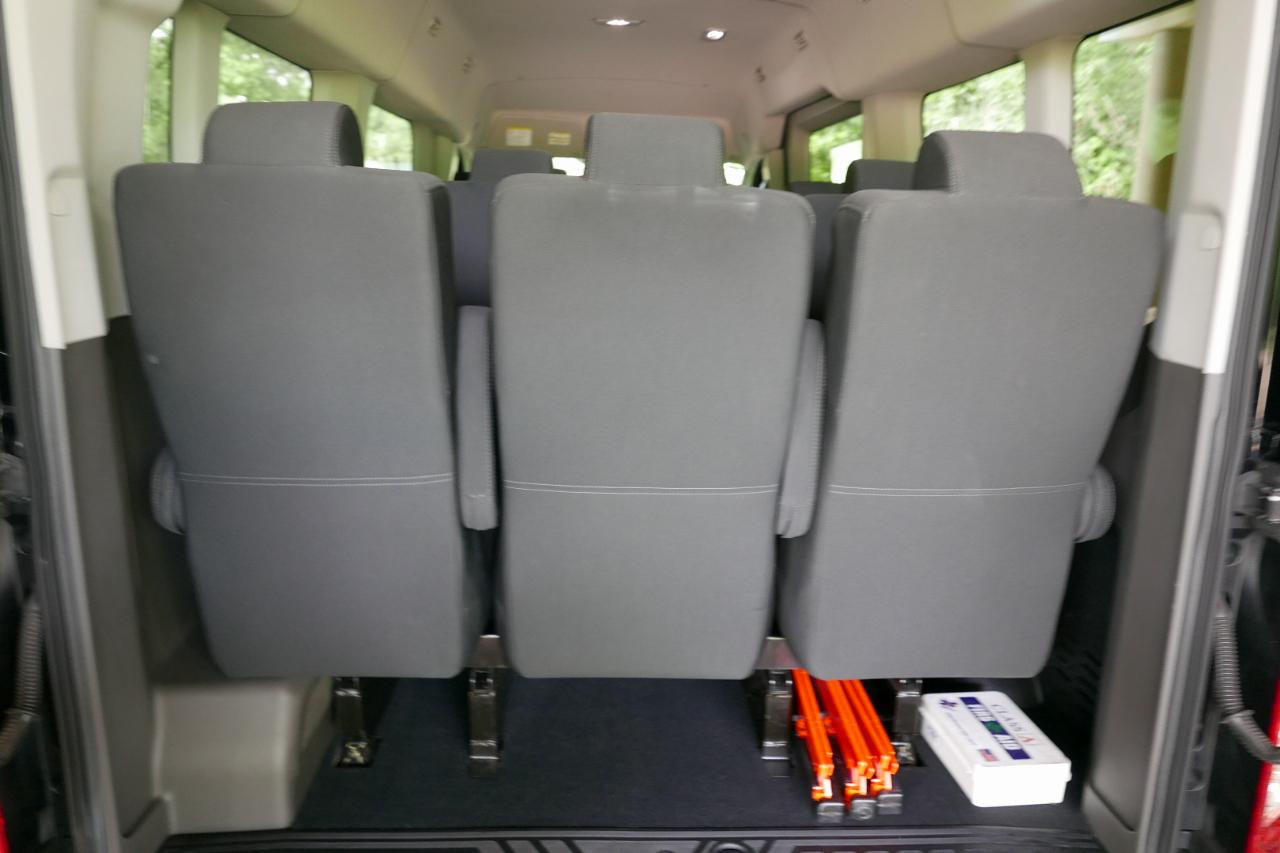 Ford Transit Passenger Wagon T-350 148" Med Roof XL RWD 2023