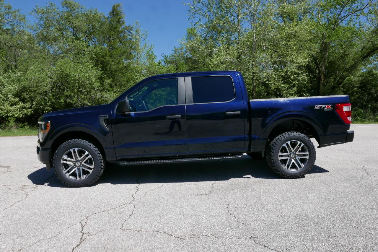 Ford F-150 XL 4WD SuperCrew 5.5' Box 2023