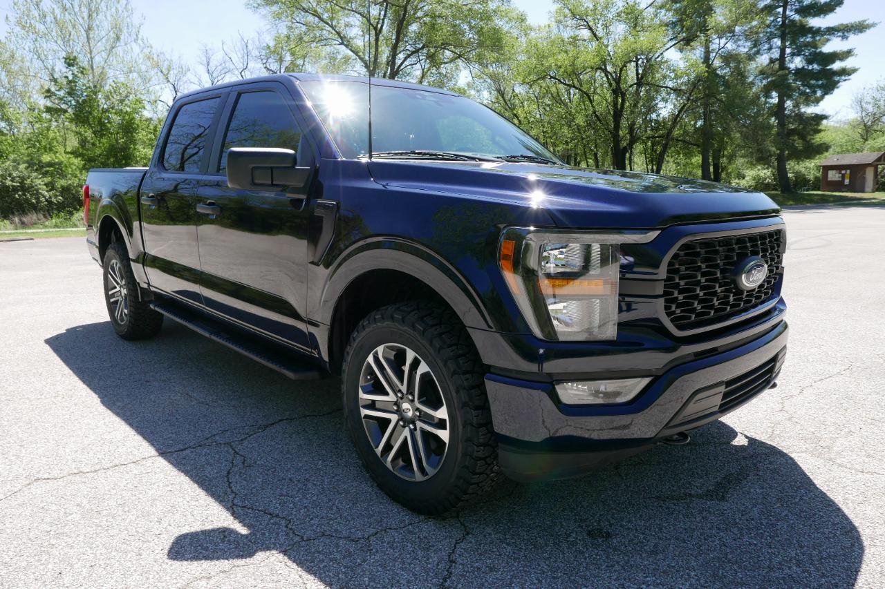 Ford F-150 XL 4WD SuperCrew 5.5' Box 2023