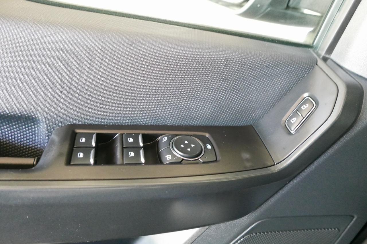 Ford F-150 XL 4WD SuperCrew 5.5' Box 2023