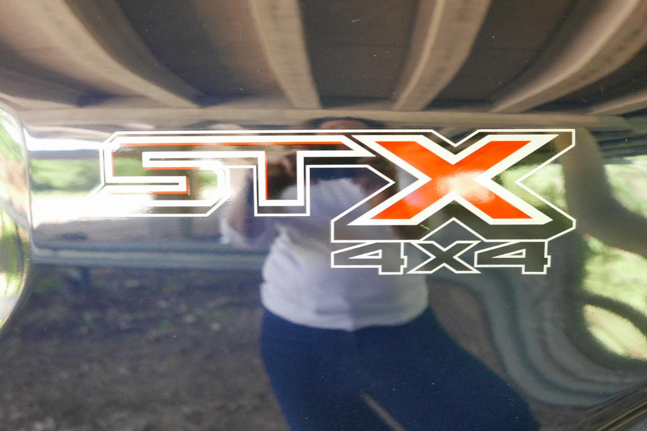 Ford F-150 XL 4WD SuperCrew 5.5' Box 2023