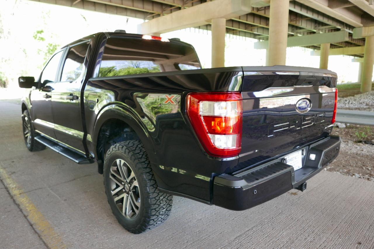 Ford F-150 XL 4WD SuperCrew 5.5' Box 2023