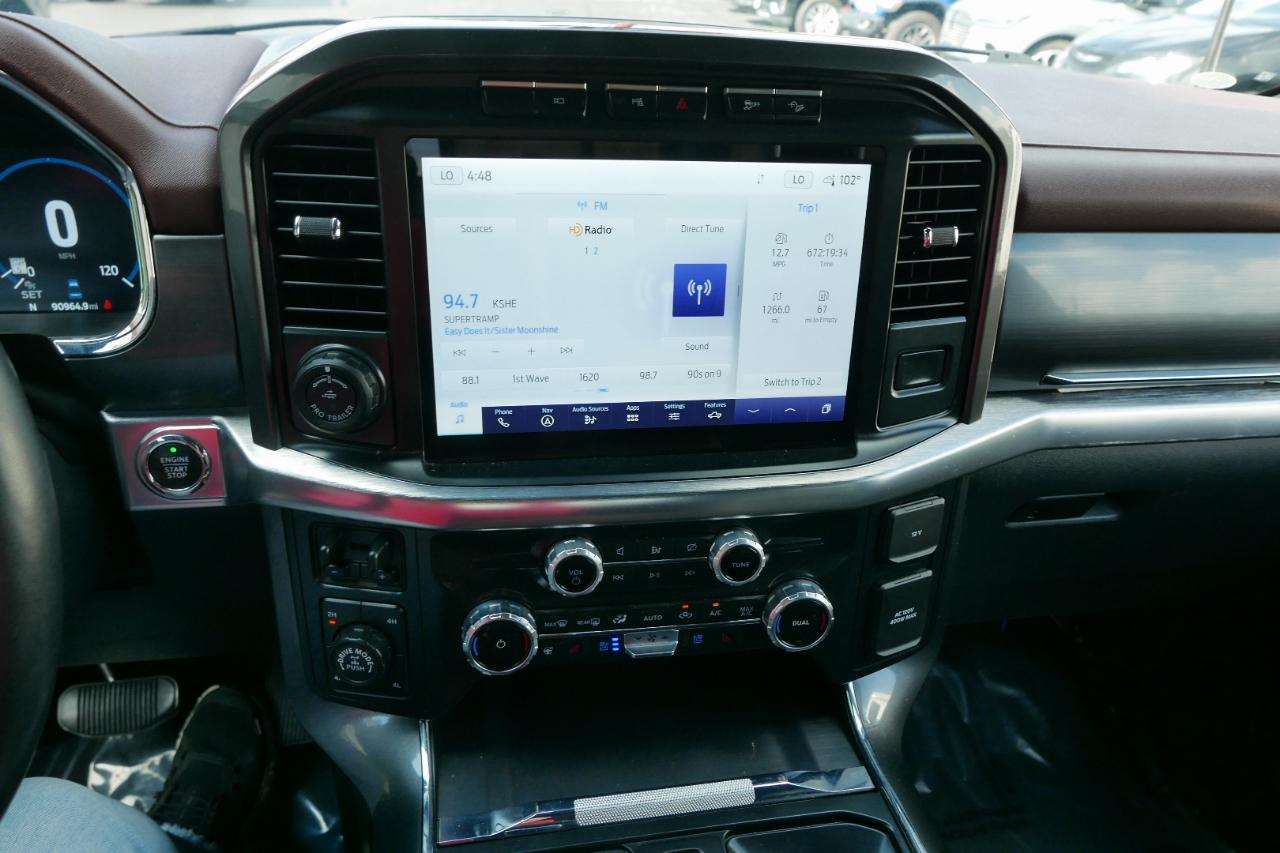Ford F-150 Lariat SuperCrew Short Bed 4WD 2022