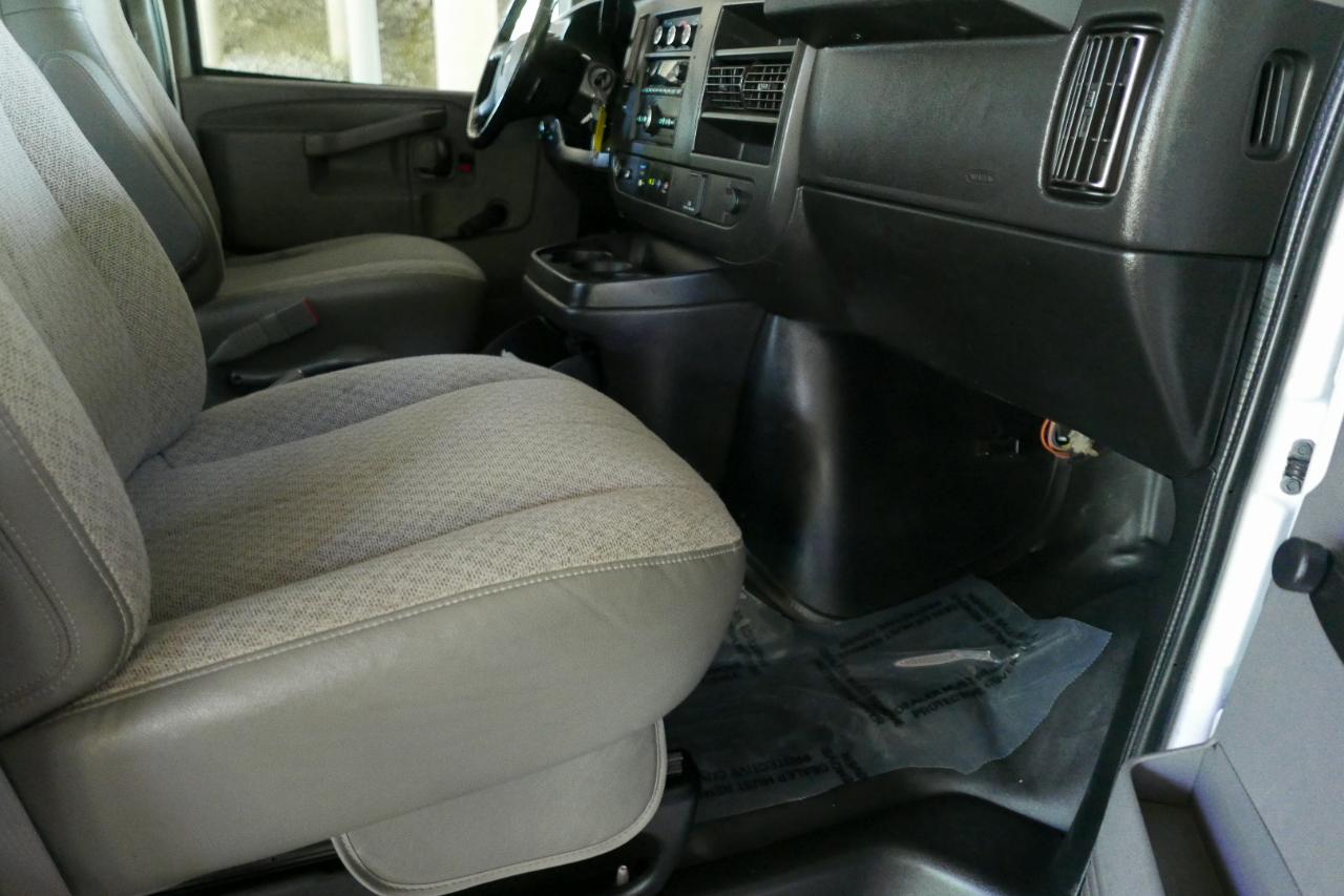 Chevrolet Express Commercial Cutaway 3500 Van 139" 2020