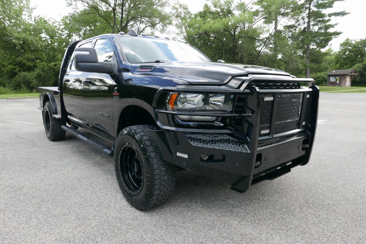 RAM 2500 Big Horn 4x4 Crew Cab 6'4" Box 2023