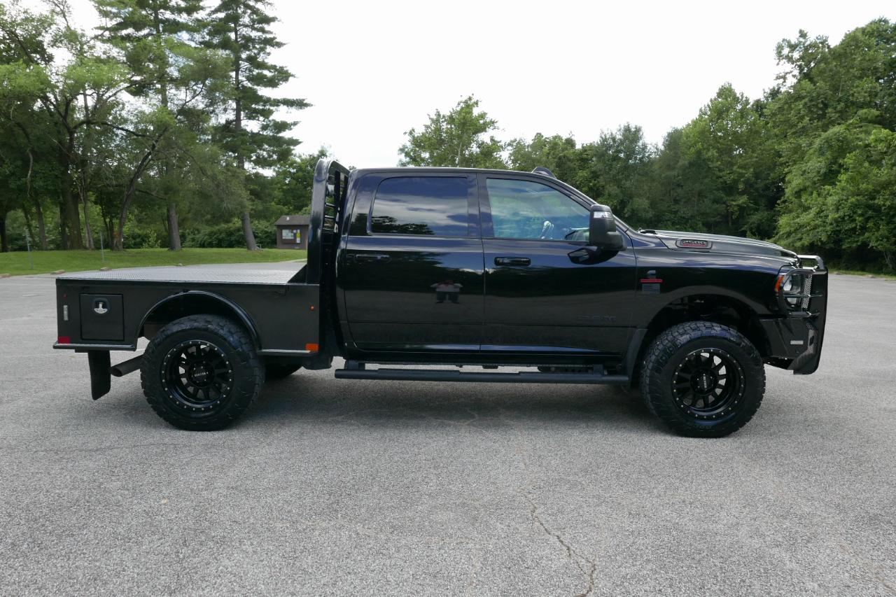 RAM 2500 Big Horn 4x4 Crew Cab 6'4" Box 2023