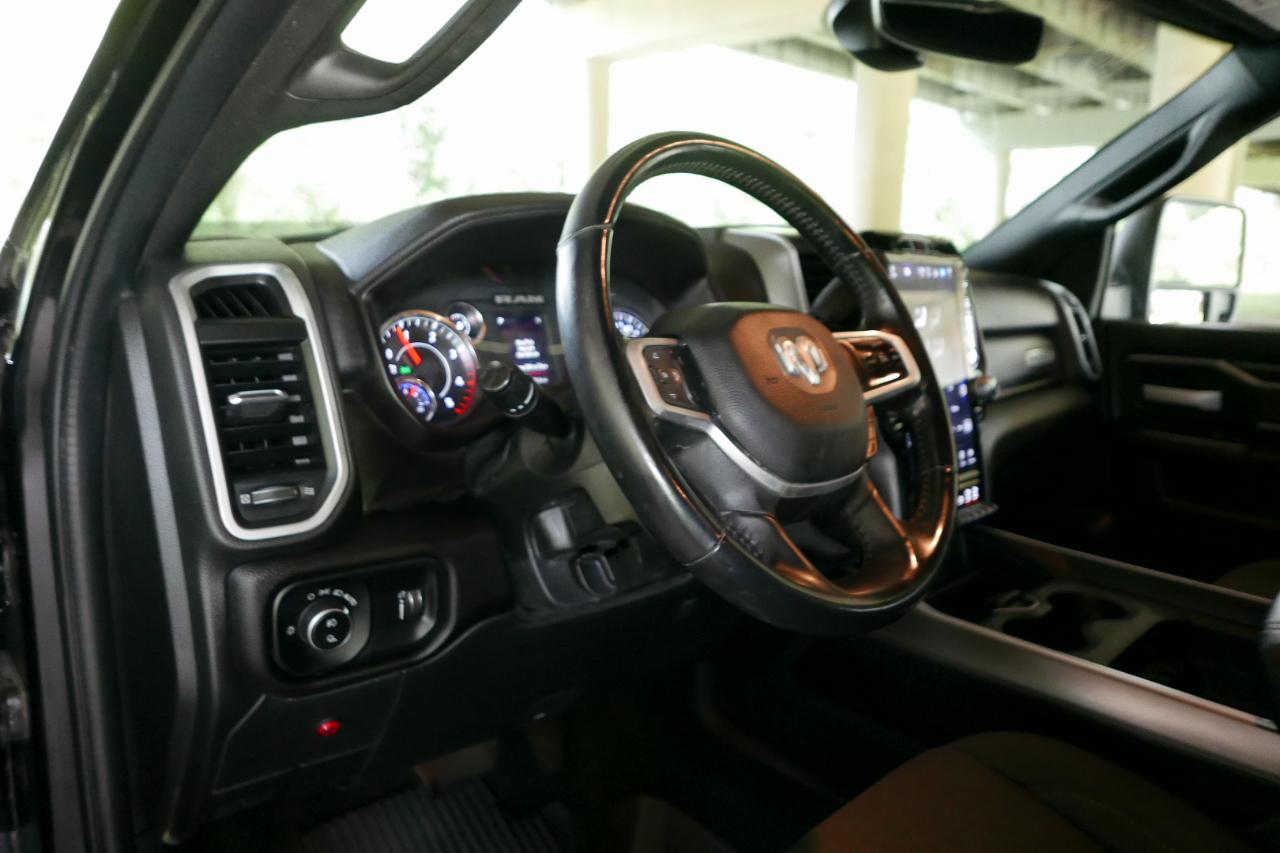 RAM 2500 Big Horn 4x4 Crew Cab 6'4" Box 2023