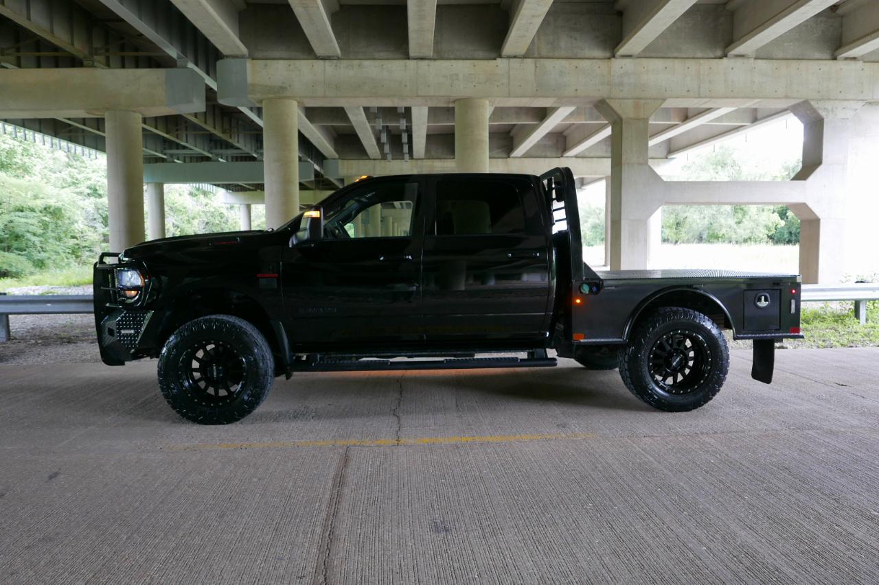 RAM 2500 Big Horn 4x4 Crew Cab 6'4" Box 2023