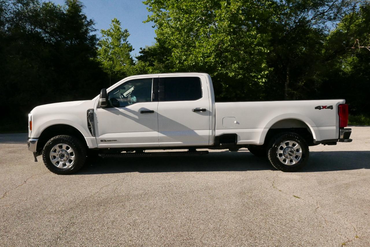 Ford Super Duty F-350 SRW XL 4WD Crew Cab 6.75' Box 2024