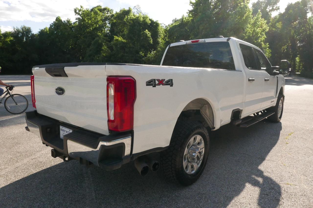 Ford Super Duty F-350 SRW XL 4WD Crew Cab 6.75' Box 2024