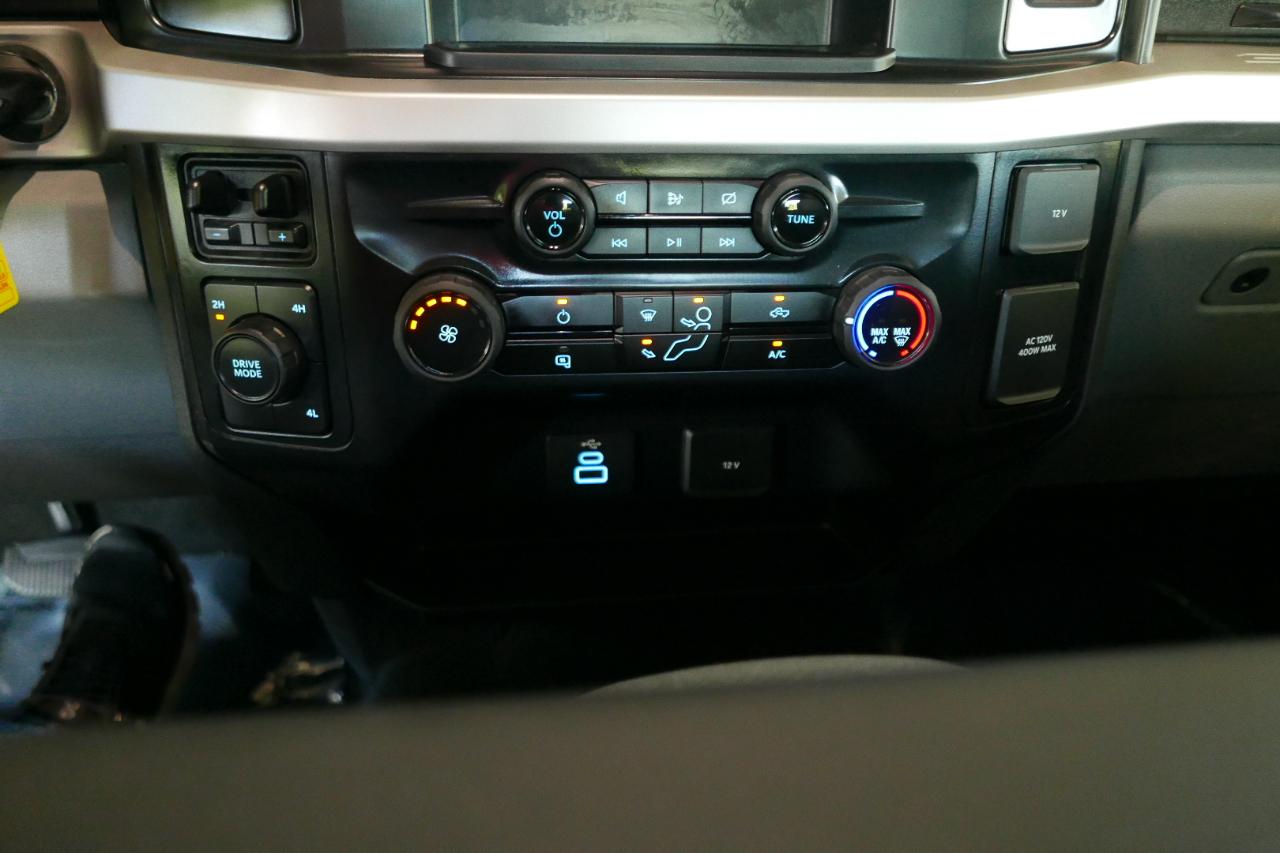 Ford Super Duty F-350 SRW XL 4WD Crew Cab 6.75' Box 2024