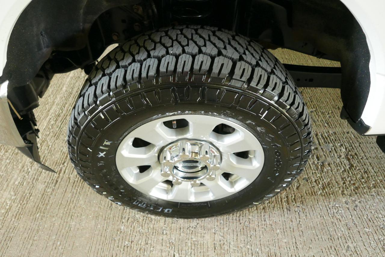 Ford Super Duty F-350 SRW XL 4WD Crew Cab 6.75' Box 2024