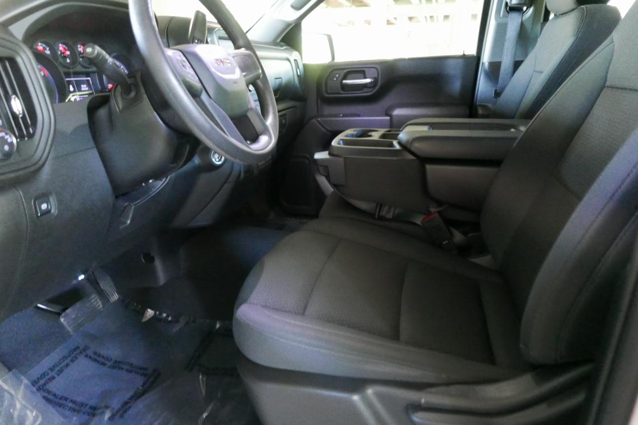 GMC Sierra 1500 4WD Crew Cab 147" Pro 2024