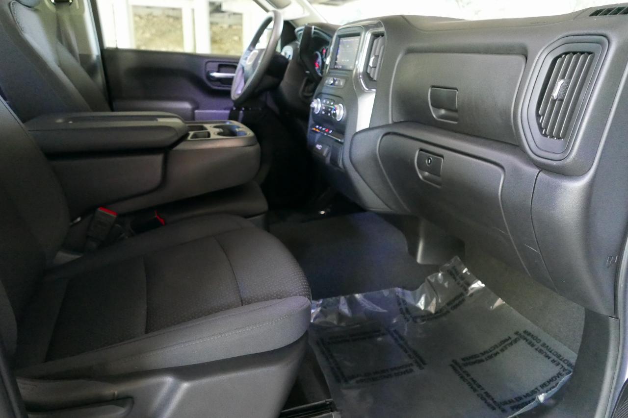 GMC Sierra 1500 4WD Crew Cab 147" Pro 2024