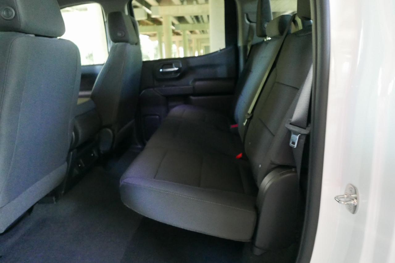 GMC Sierra 1500 4WD Crew Cab 147" Pro 2024