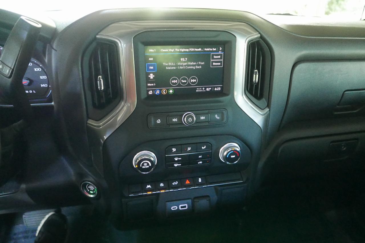 GMC Sierra 1500 4WD Crew Cab 147" Pro 2024