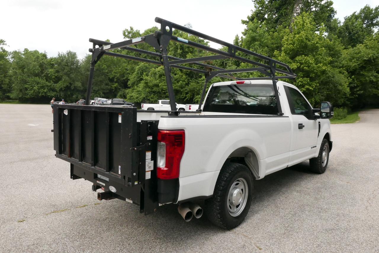 Ford Super Duty F-250 SRW XL 2WD Reg Cab 8' Box 2019