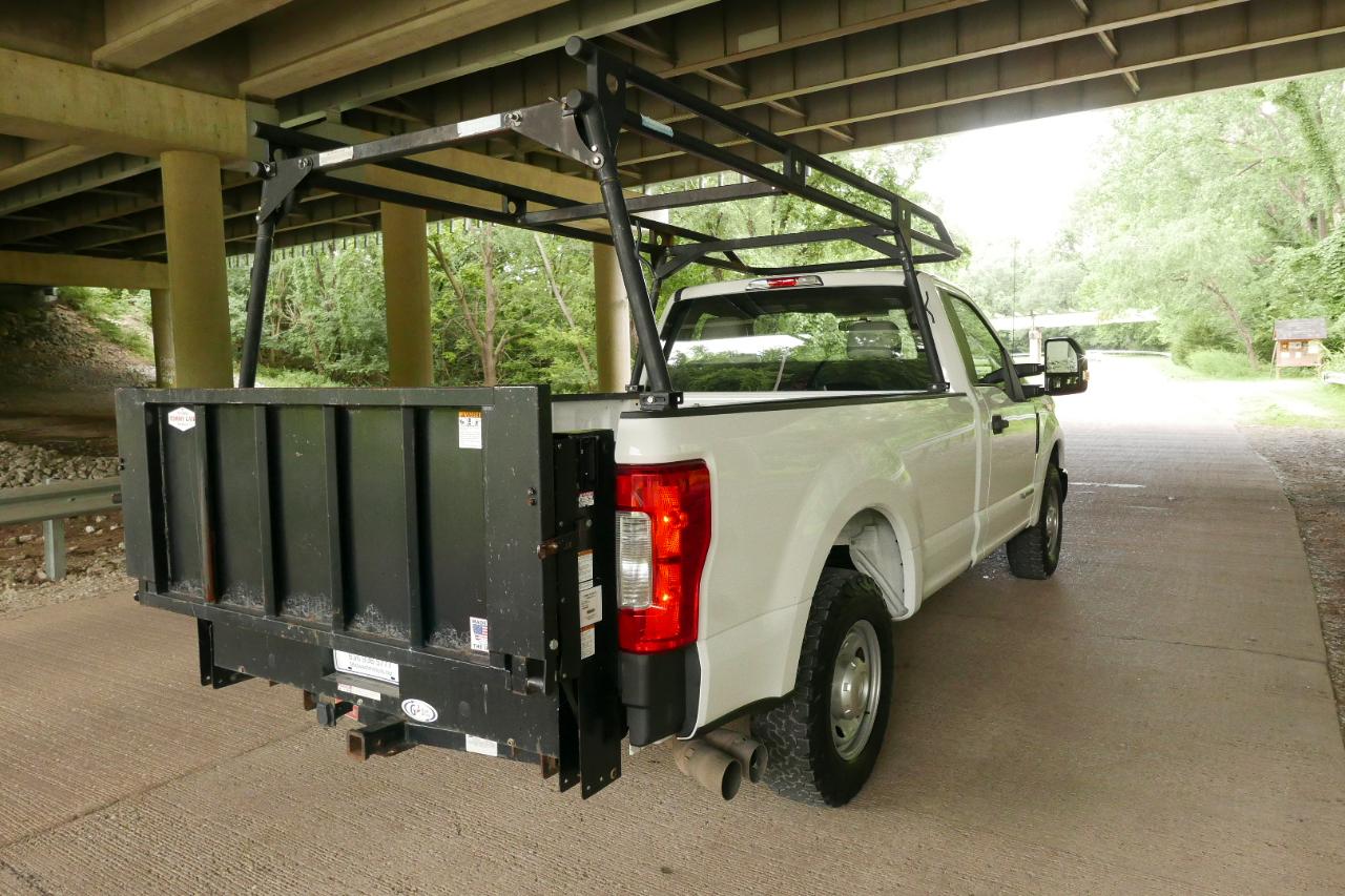 Ford Super Duty F-250 SRW XL 2WD Reg Cab 8' Box 2019
