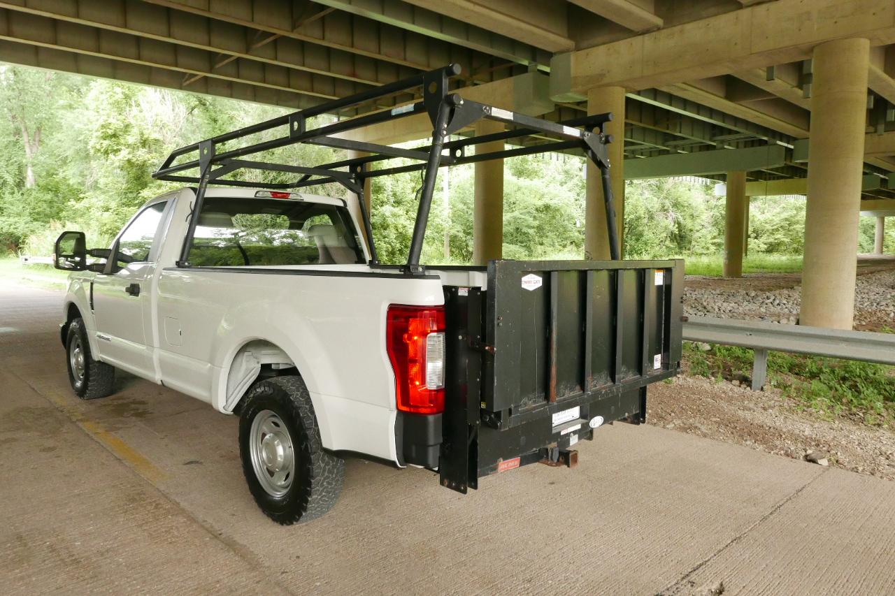 Ford Super Duty F-250 SRW XL 2WD Reg Cab 8' Box 2019