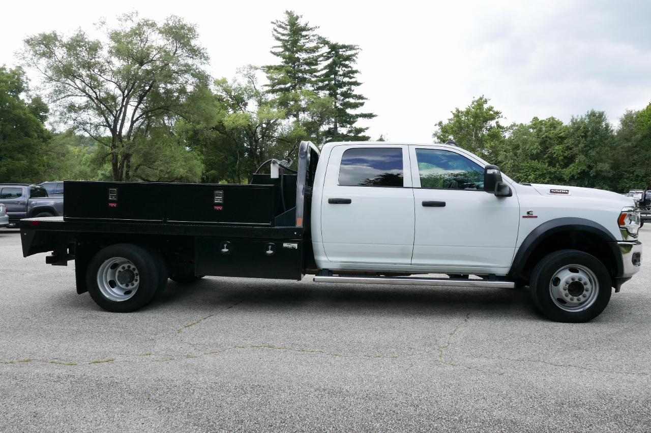RAM 5500 Chassis Cab Tradesman 4x4 Crew Cab 84" CA 197.4" WB 2024
