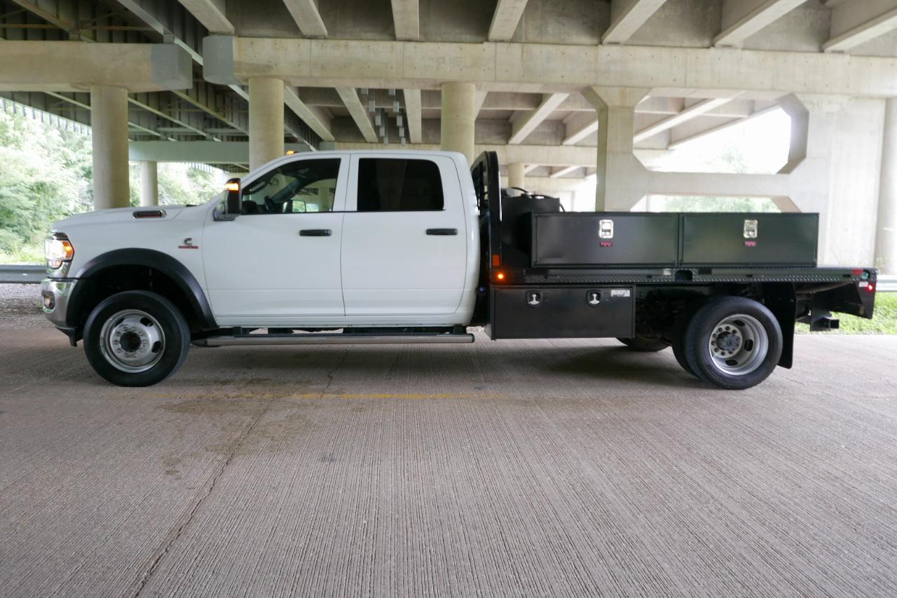 RAM 5500 Chassis Cab Tradesman 4x4 Crew Cab 84" CA 197.4" WB 2024