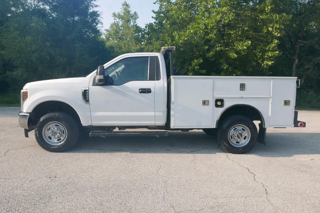 Ford Super Duty F-350 SRW XL 4WD Reg Cab 8' Box 2019