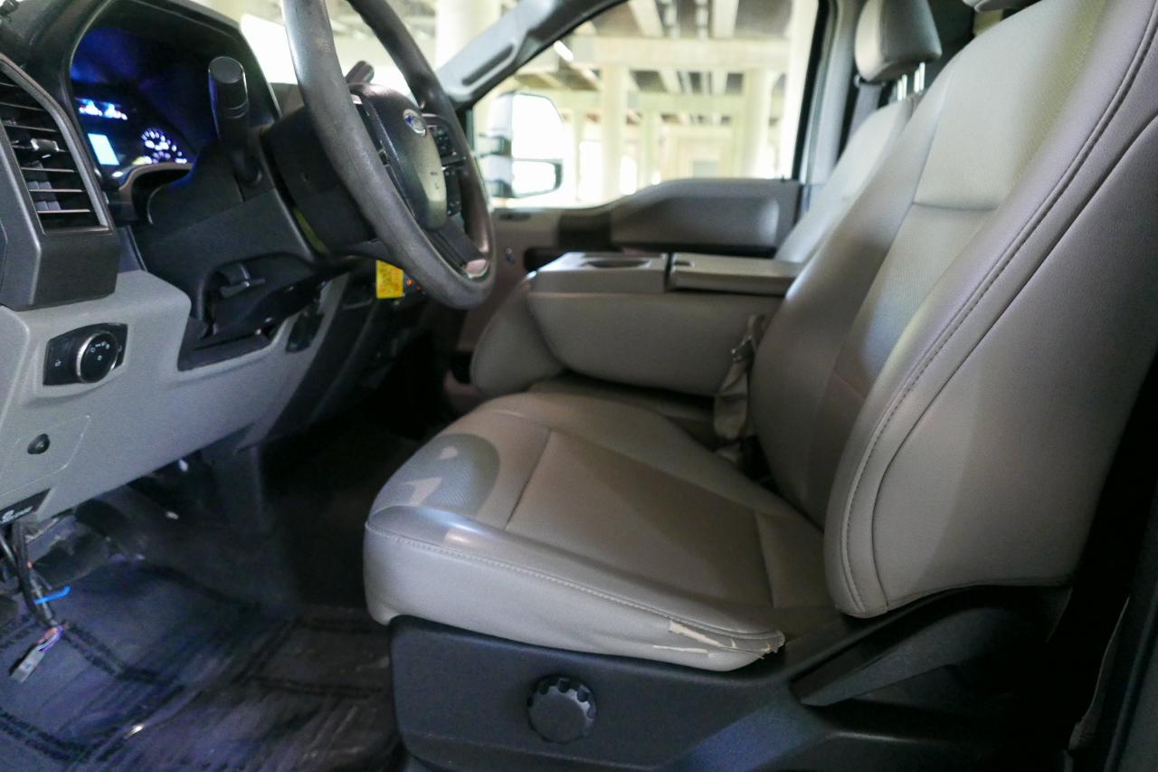 Ford Super Duty F-350 SRW XL 4WD Reg Cab 8' Box 2019