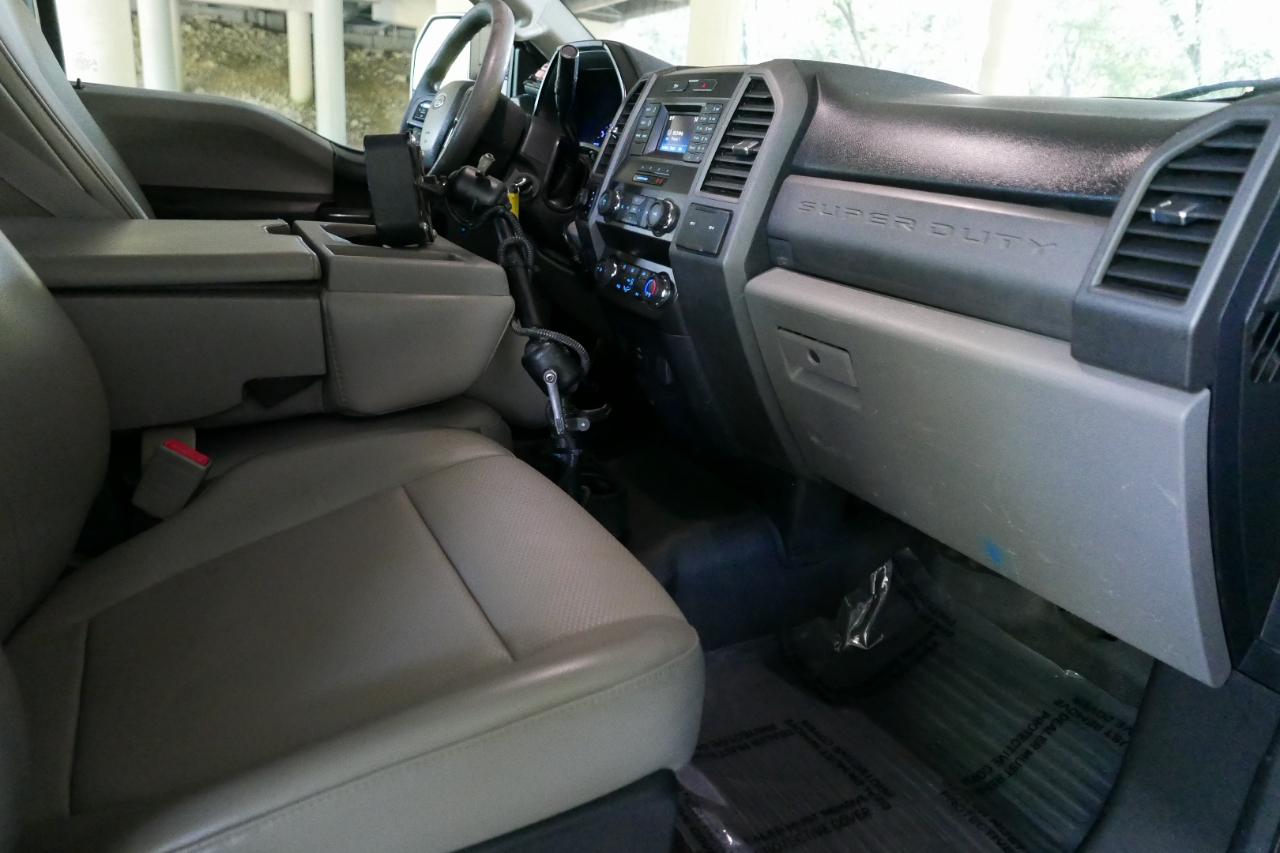 Ford Super Duty F-350 SRW XL 4WD Reg Cab 8' Box 2019