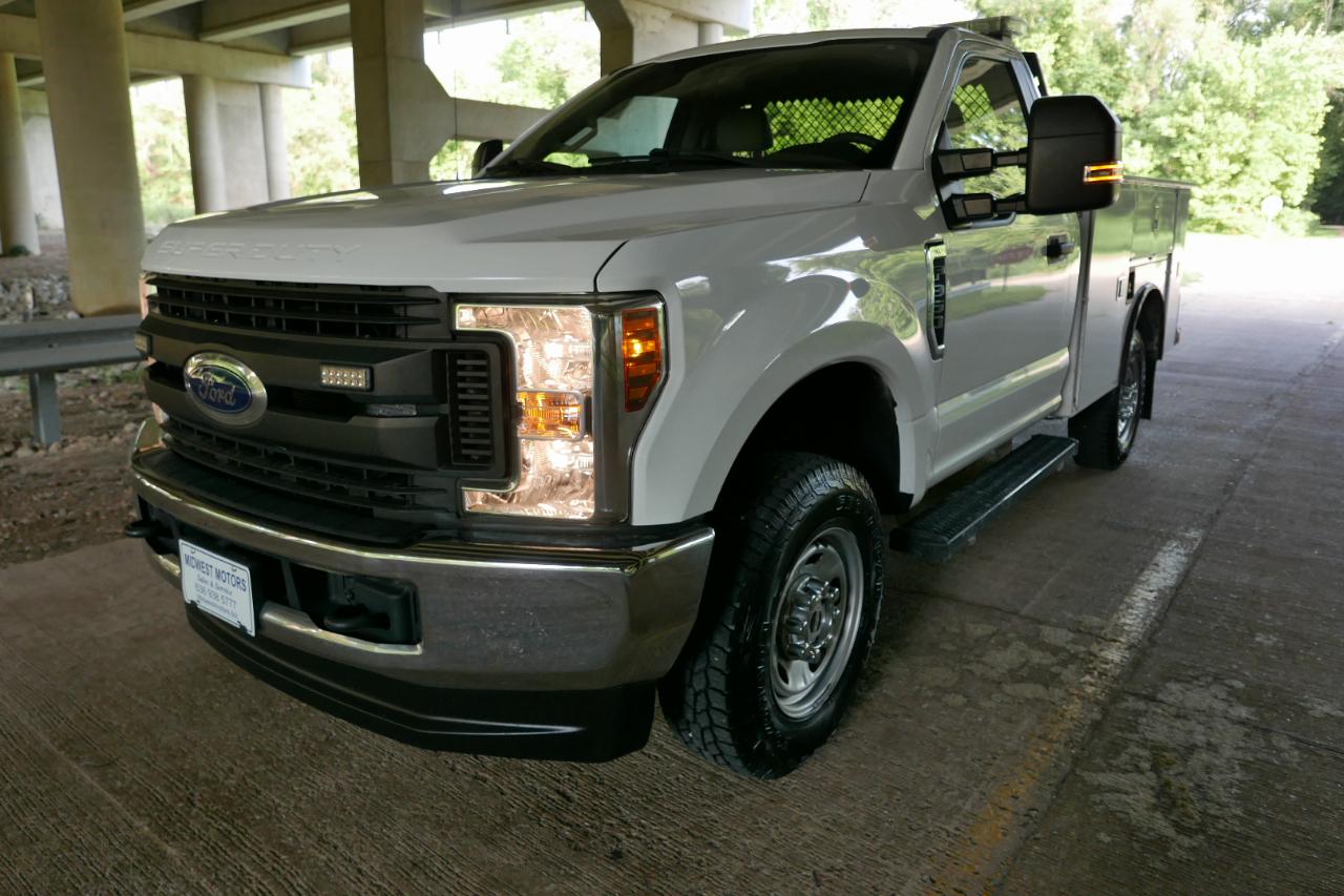 Ford Super Duty F-350 SRW XL 4WD Reg Cab 8' Box 2019