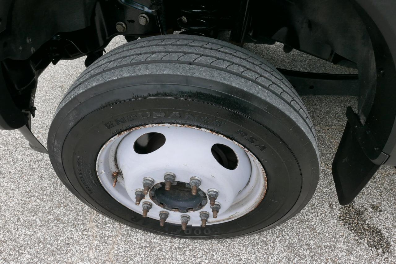 Ford Super Duty F-450 DRW XL 2WD Reg Cab 145" WB 60" CA 2020