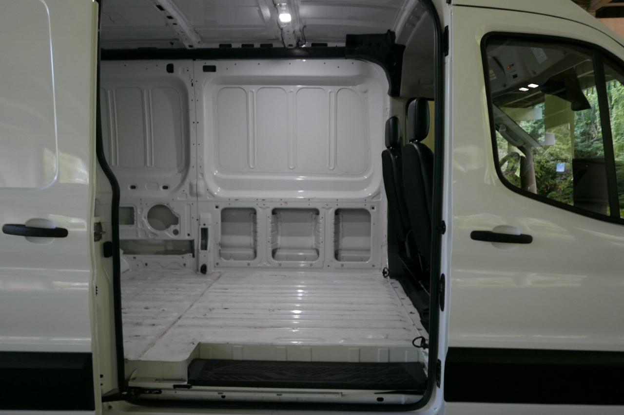 Ford Transit Cargo Van T-250 148" Med Rf 9070 GVWR AWD 2024