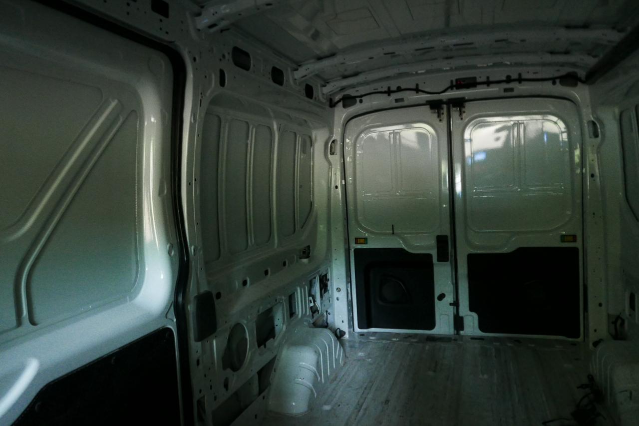 Ford Transit Cargo Van T-250 148" Med Rf 9070 GVWR AWD 2024