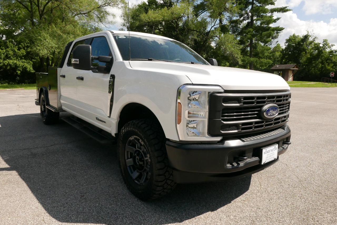 Ford Super Duty F-250 SRW XL 4WD Crew Cab 8' Box 2025