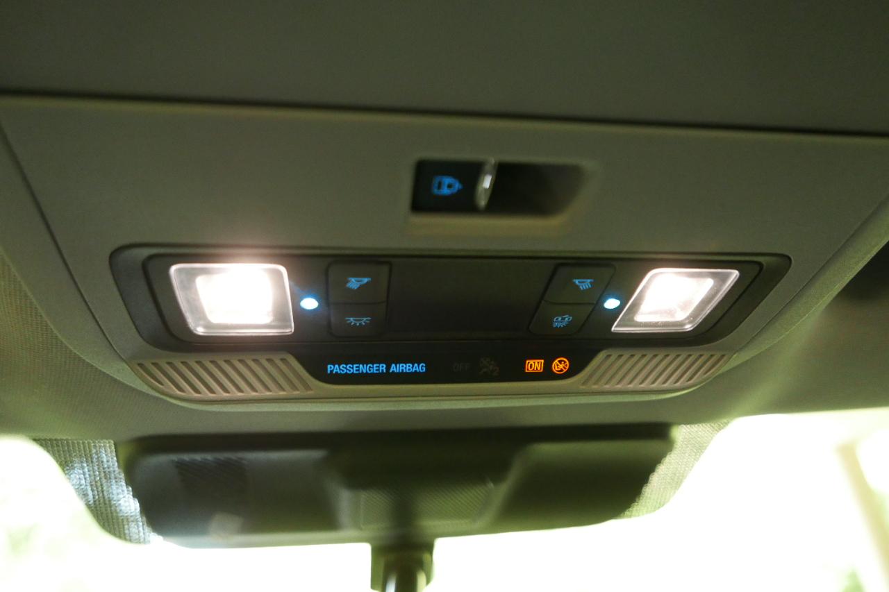 Ford Super Duty F-250 SRW XL 4WD Crew Cab 8' Box 2025
