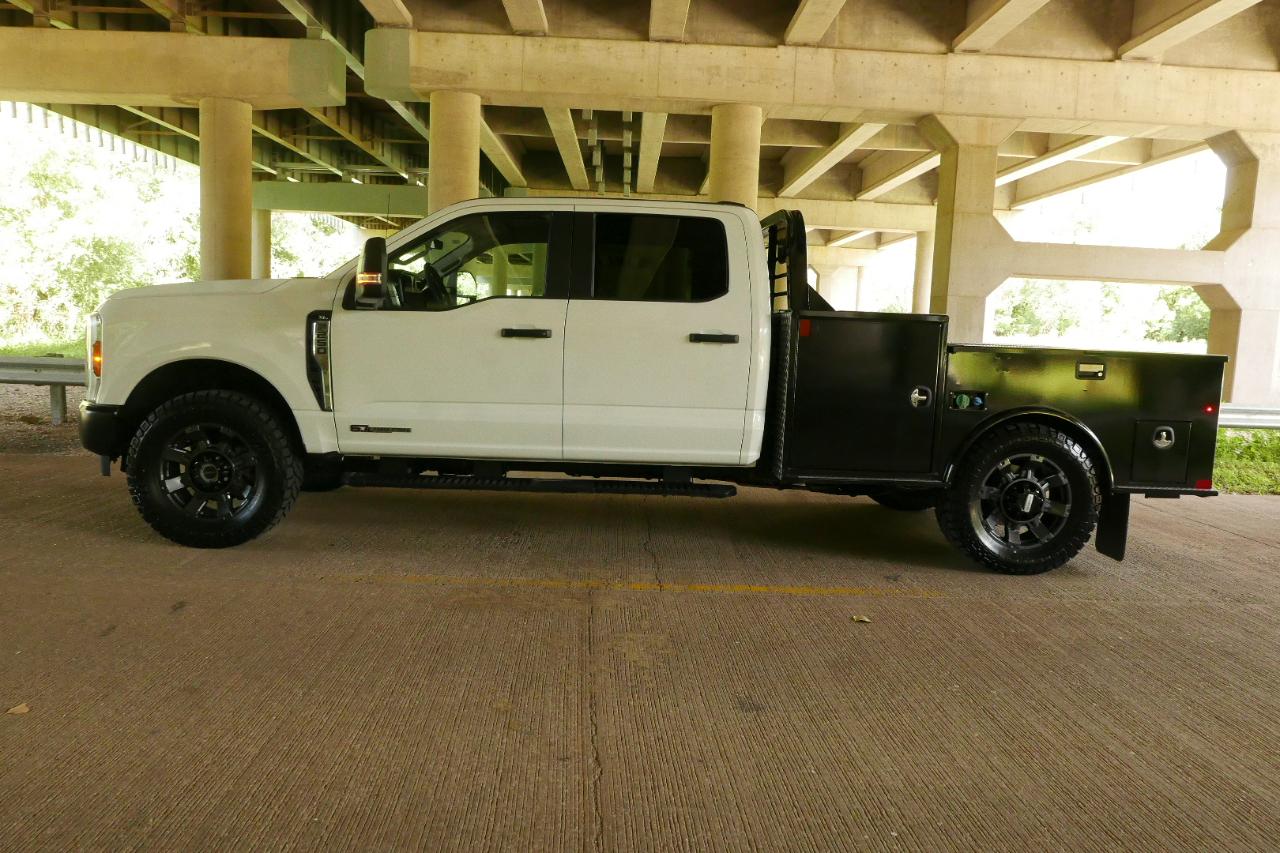 Ford Super Duty F-250 SRW XL 4WD Crew Cab 8' Box 2025