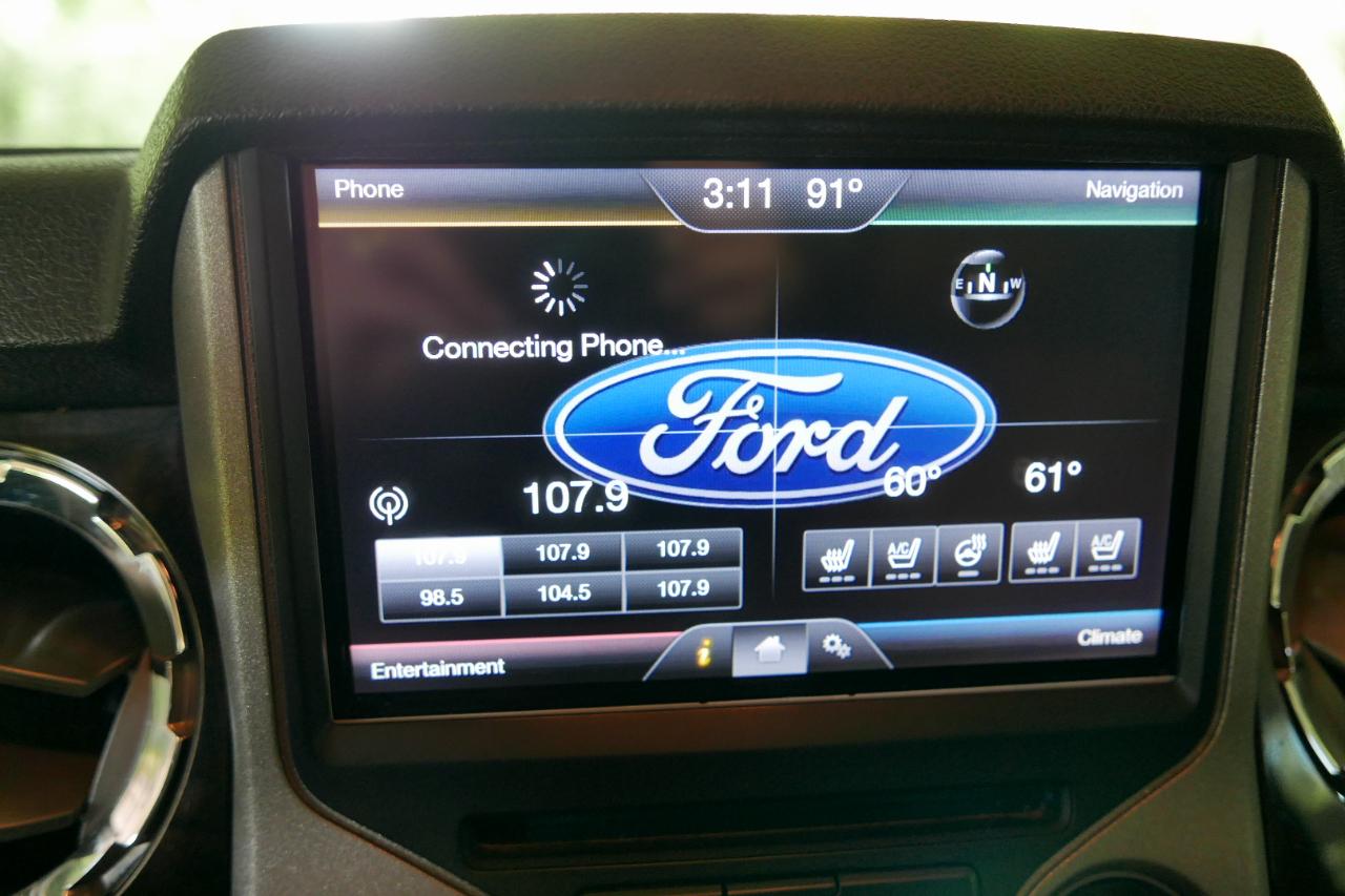 Ford Super Duty F-350 SRW 4WD Crew Cab 172" Platinum 2015