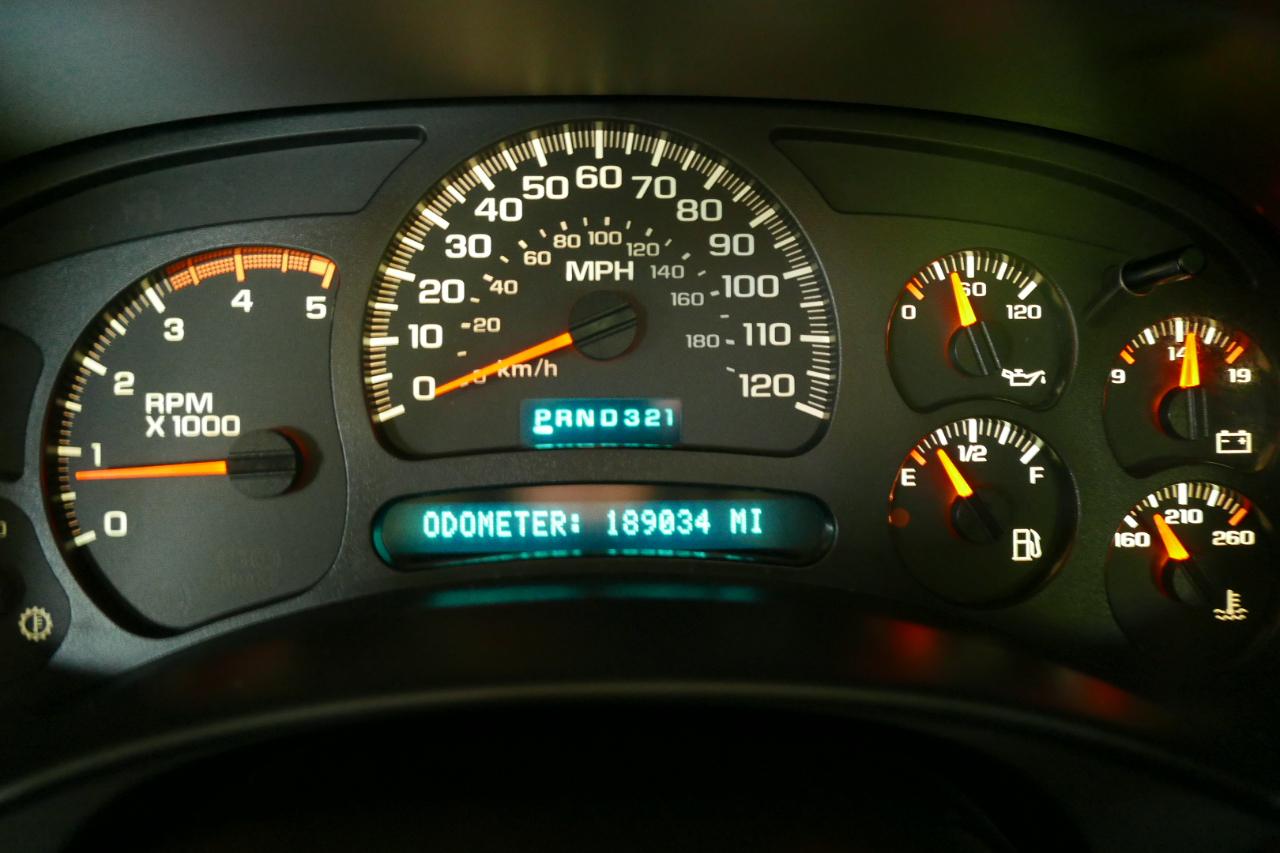 GMC Sierra 2500HD Crew Cab 153" WB 4WD SLT 2004