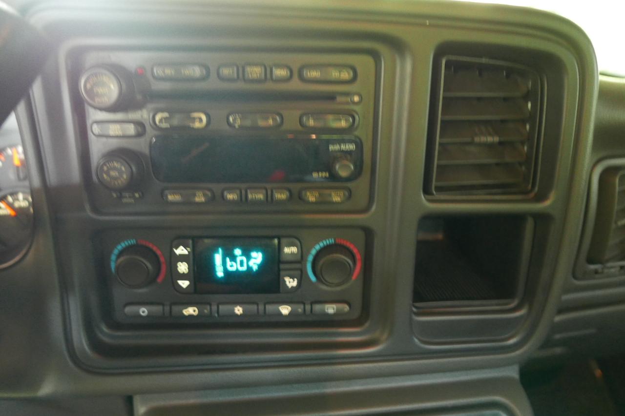 GMC Sierra 2500HD Crew Cab 153" WB 4WD SLT 2004