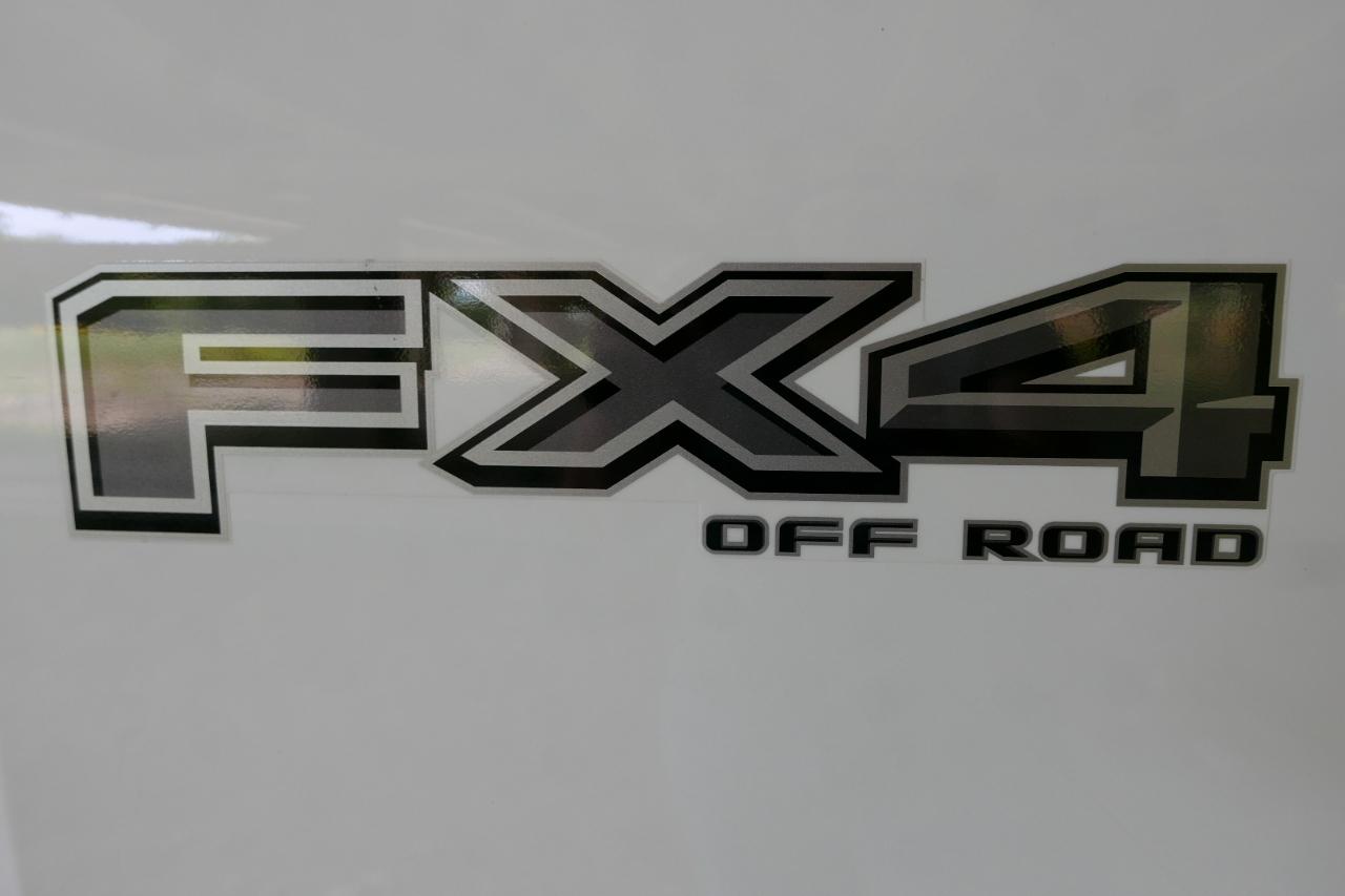 Ford Super Duty F-250 SRW XLT 4WD Crew Cab 8' Box 2025