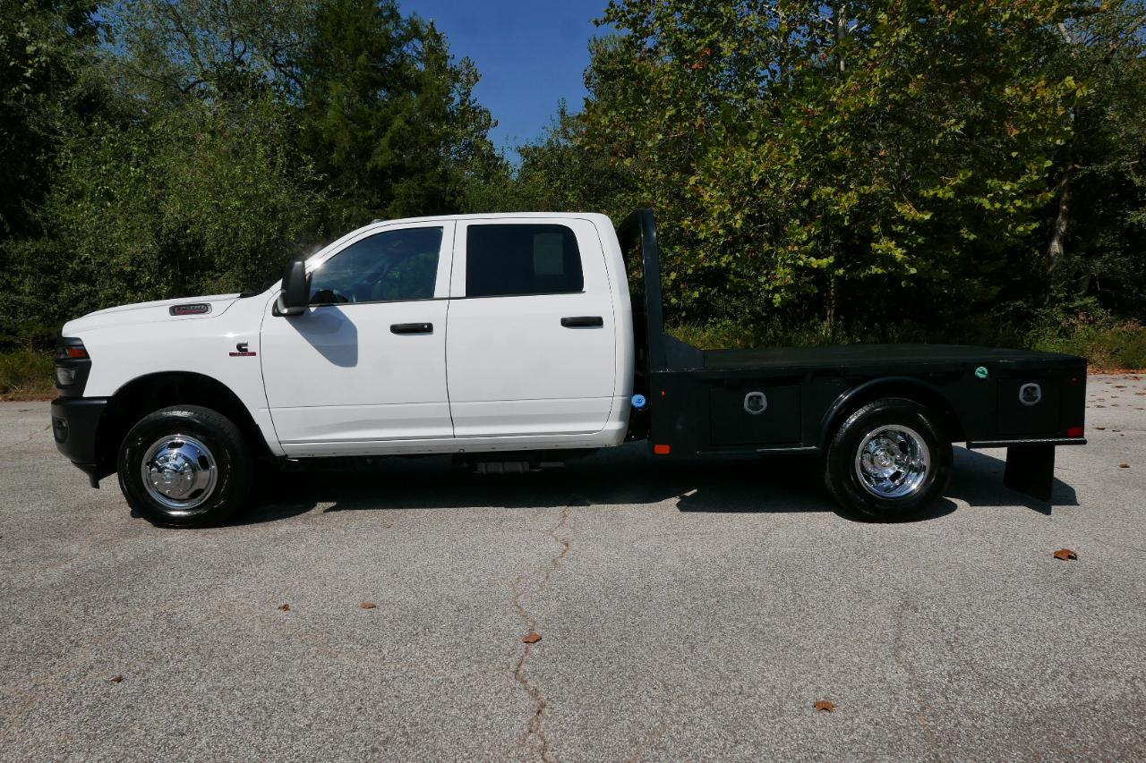 RAM 3500 Chassis Cab Tradesman 4WD Crew Cab 60" CA 172.4" WB 2025