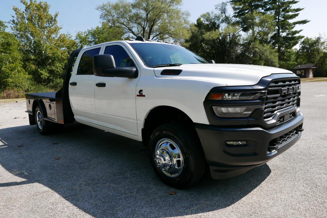 RAM 3500 Chassis Cab Tradesman 4WD Crew Cab 60" CA 172.4" WB 2025