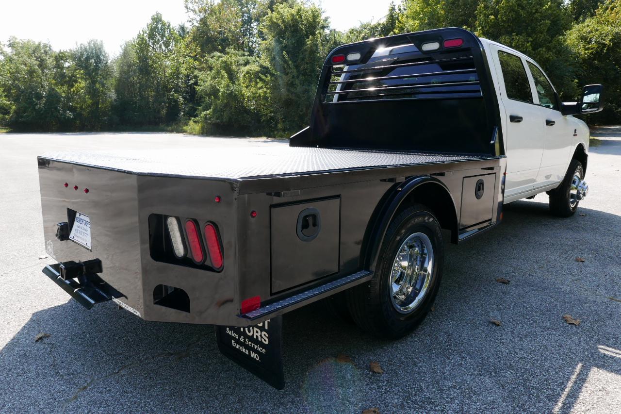 RAM 3500 Chassis Cab Tradesman 4WD Crew Cab 60" CA 172.4" WB 2025
