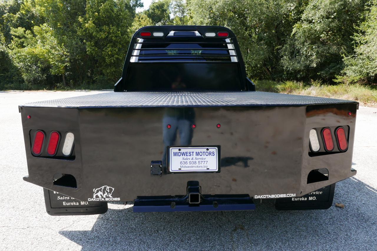 RAM 3500 Chassis Cab Tradesman 4WD Crew Cab 60" CA 172.4" WB 2025