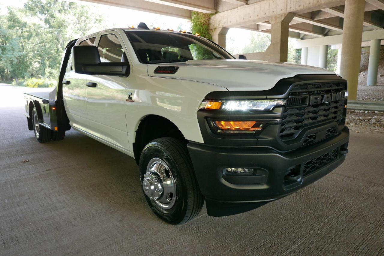 RAM 3500 Chassis Cab Tradesman 4WD Crew Cab 60" CA 172.4" WB 2025
