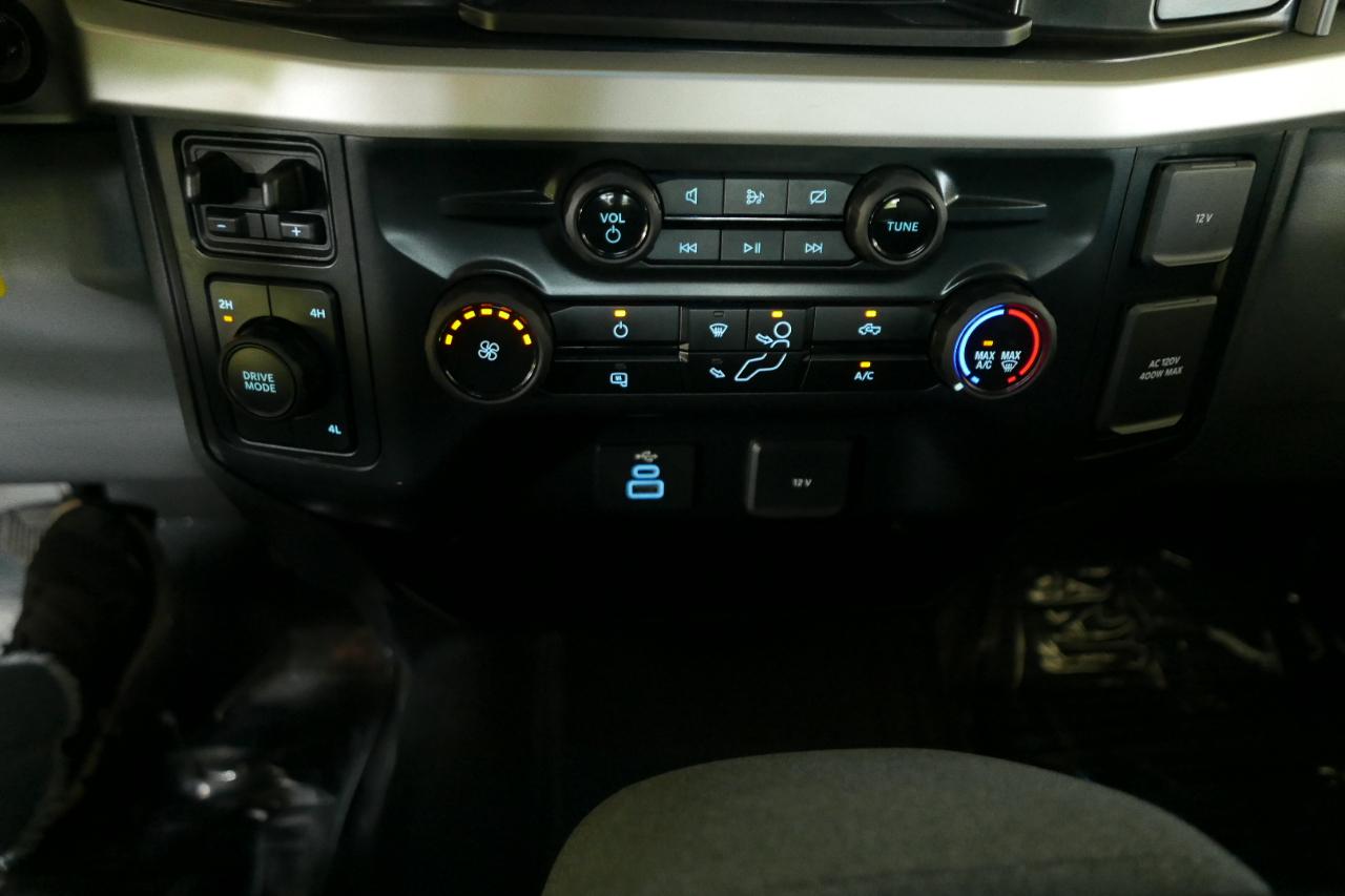 Ford Super Duty F-350 DRW XLT 4WD Crew Cab 8' Box 2024