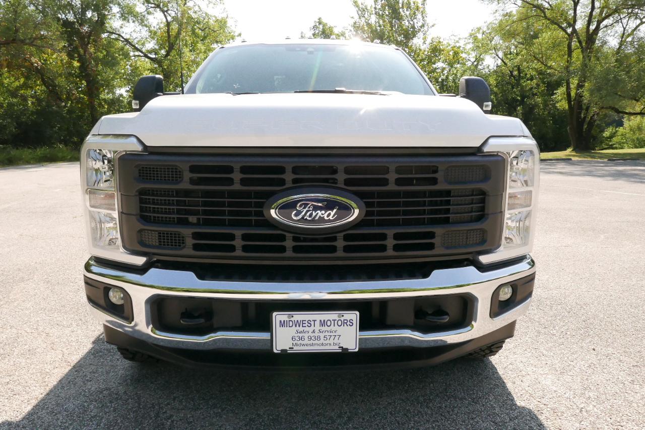 Ford Super Duty F-350 SRW XL 4WD SuperCab 8' Box 2026
