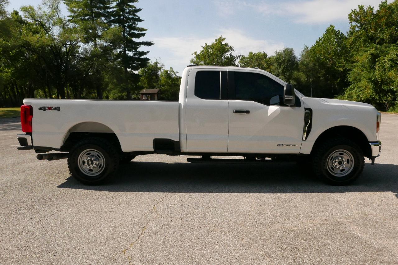 Ford Super Duty F-350 SRW XL 4WD SuperCab 8' Box 2026