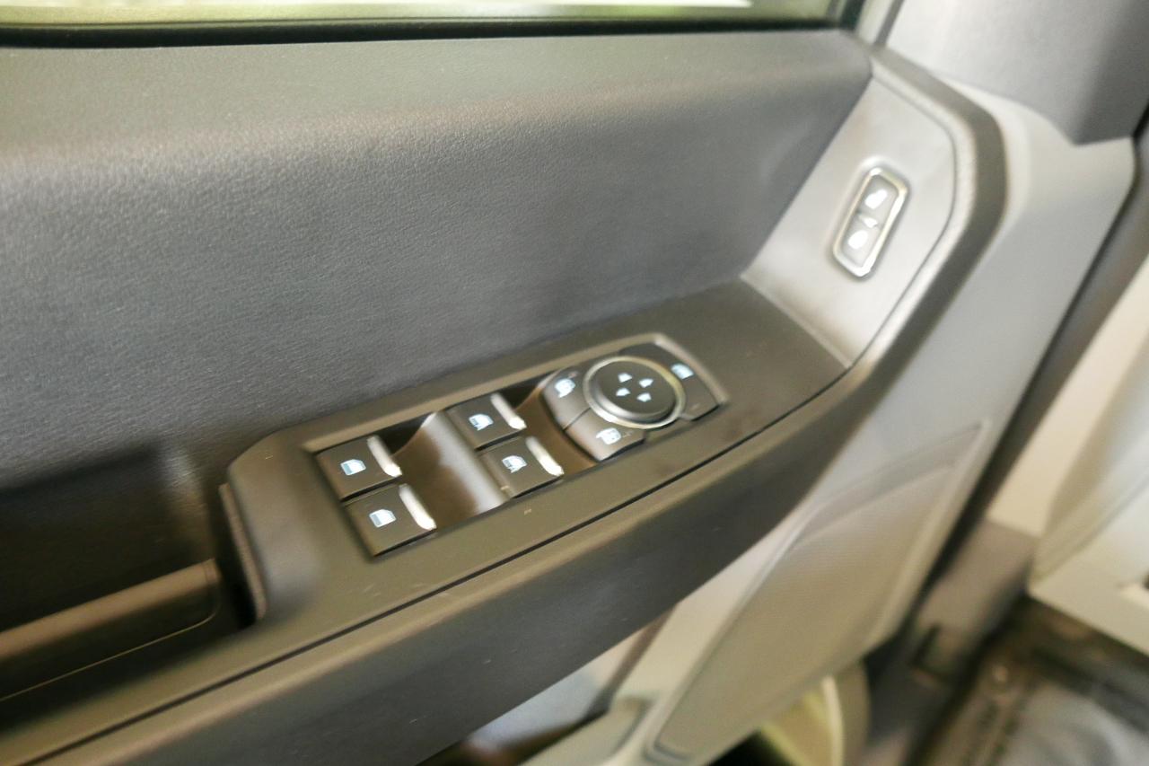 Ford Super Duty F-350 SRW XL 4WD SuperCab 8' Box 2026